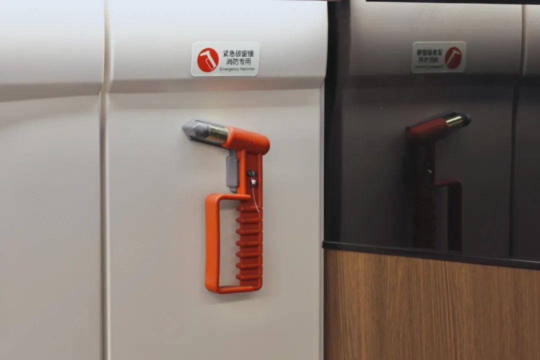 高鐵行李放置規(guī)范_出行提示_乘車安全注意事項(xiàng)