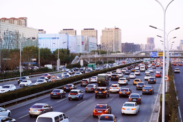 鄭州恢復(fù)限行原因分析_鄭州市機(jī)動(dòng)車限行政策_(dá)限行