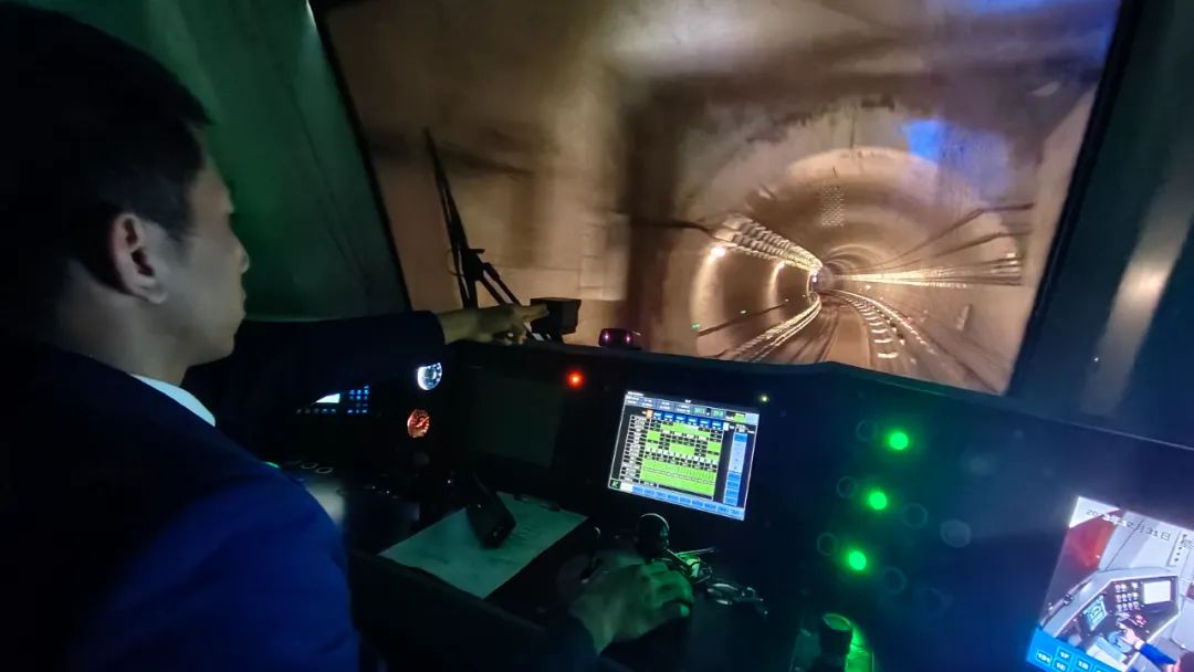 中考出行提示_出行提示圖片_出行提示