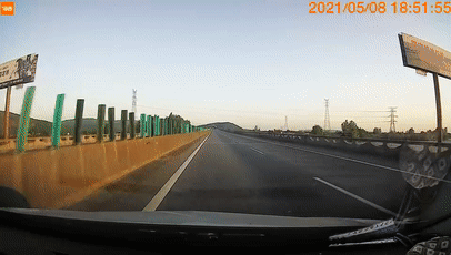 避免開車看手機事故_分心駕駛危害與預(yù)防_出行提示