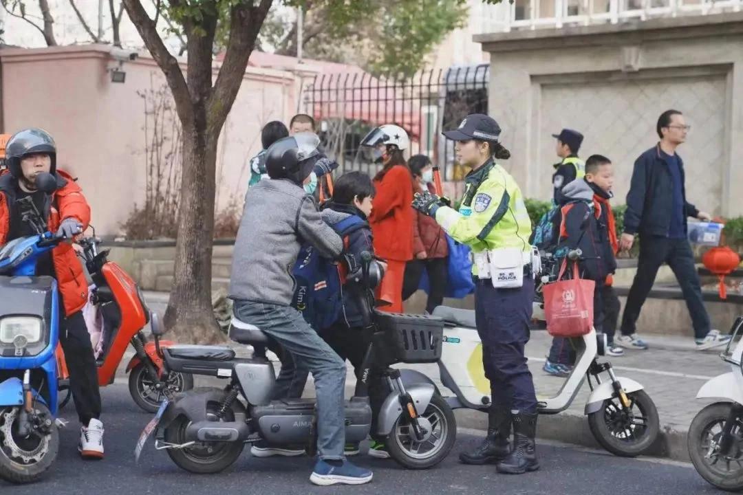 2025電動(dòng)車新政策_(dá)電動(dòng)車合法上路車型_禁行