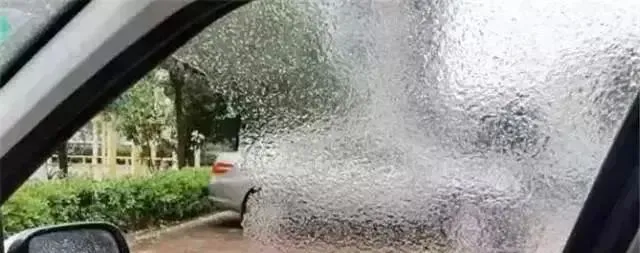 吉林省雪天出行指南_出行提示_雪后路滑行車安全