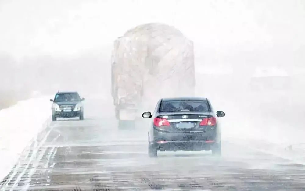 洮南雪天路面安全指南_出行提示_雪天行車安全提示