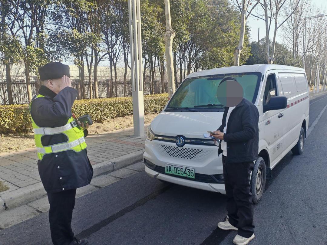 禁行標識牌圖片大全_禁行的拼音_禁行